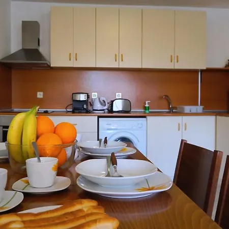 нолан с басейн - Nolan With Private Pool Dom wakacyjny