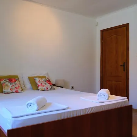 нолан с басейн - Nolan With Private Pool *