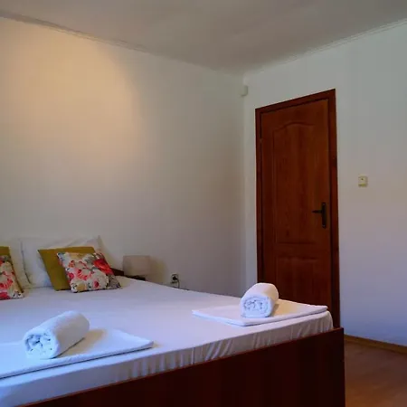 нолан с басейн - Nolan With Private Pool Holiday home Sokolovo