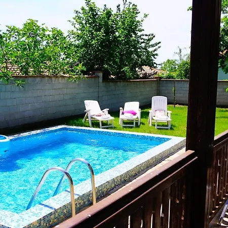 בית נופש нолан с басейн - Nolan With Private Pool *