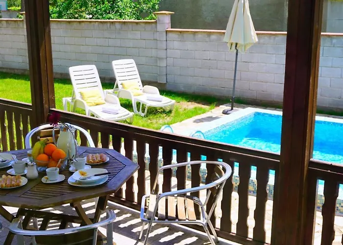 Nyaraló нолан с басейн - Nolan With Private Pool Szokolovo